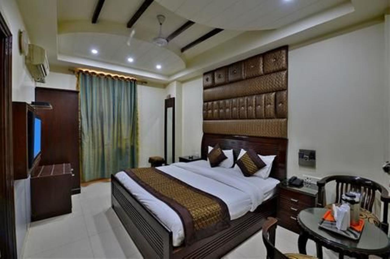 Hotel Today International New Delhi
